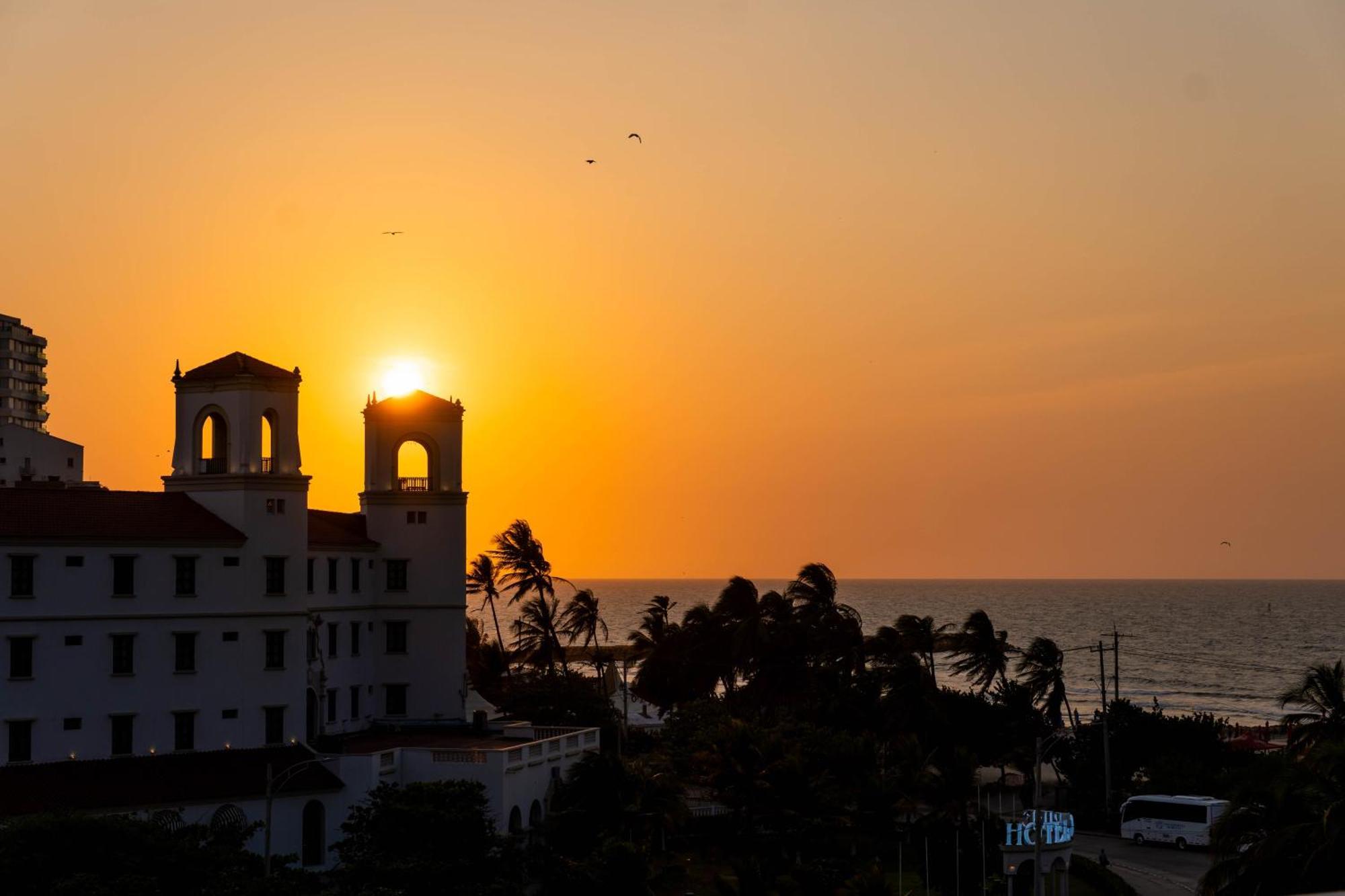 Hotel Caribe By Faranda Grand, A Member Of Radisson Individuals Cartagena Ngoại thất bức ảnh